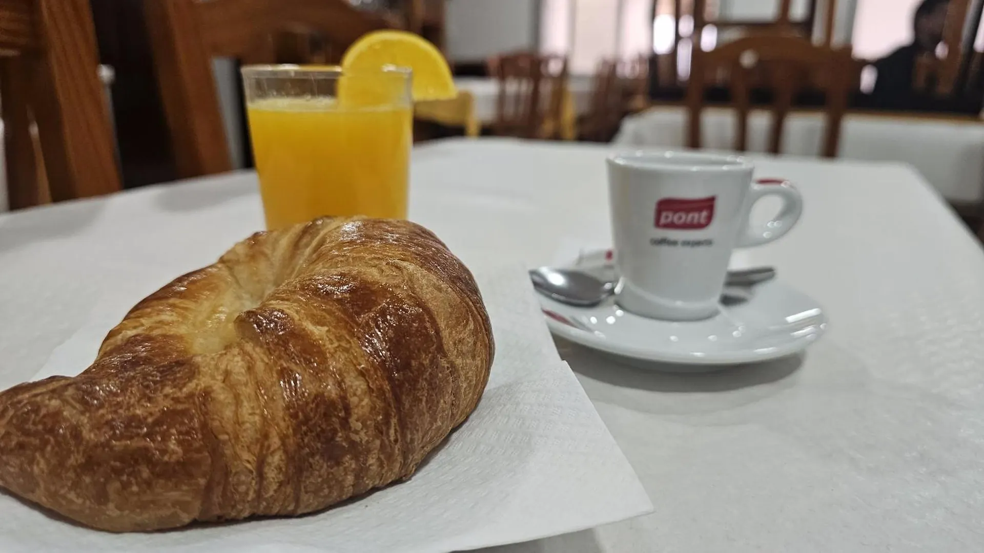 Hostal Los Manos Blanes Spain