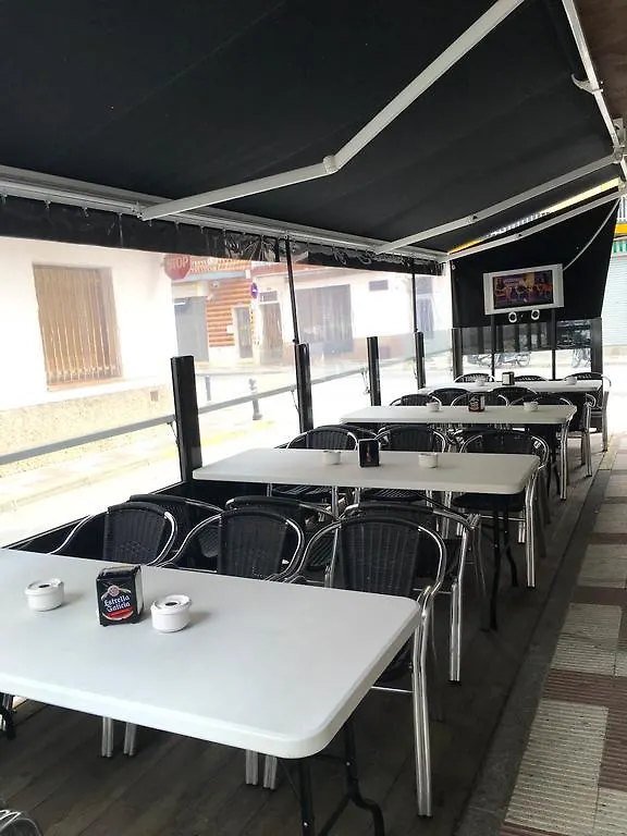 Hostal Los Manos Blanes 2*,
